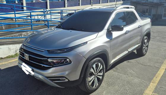 FIAT TORO 2.0 16V TURBO DIESEL VOLCANO 4WD AT9 FIAT TORO 2.0 16V TURBO DIESEL VOLCANO 4WD AT9